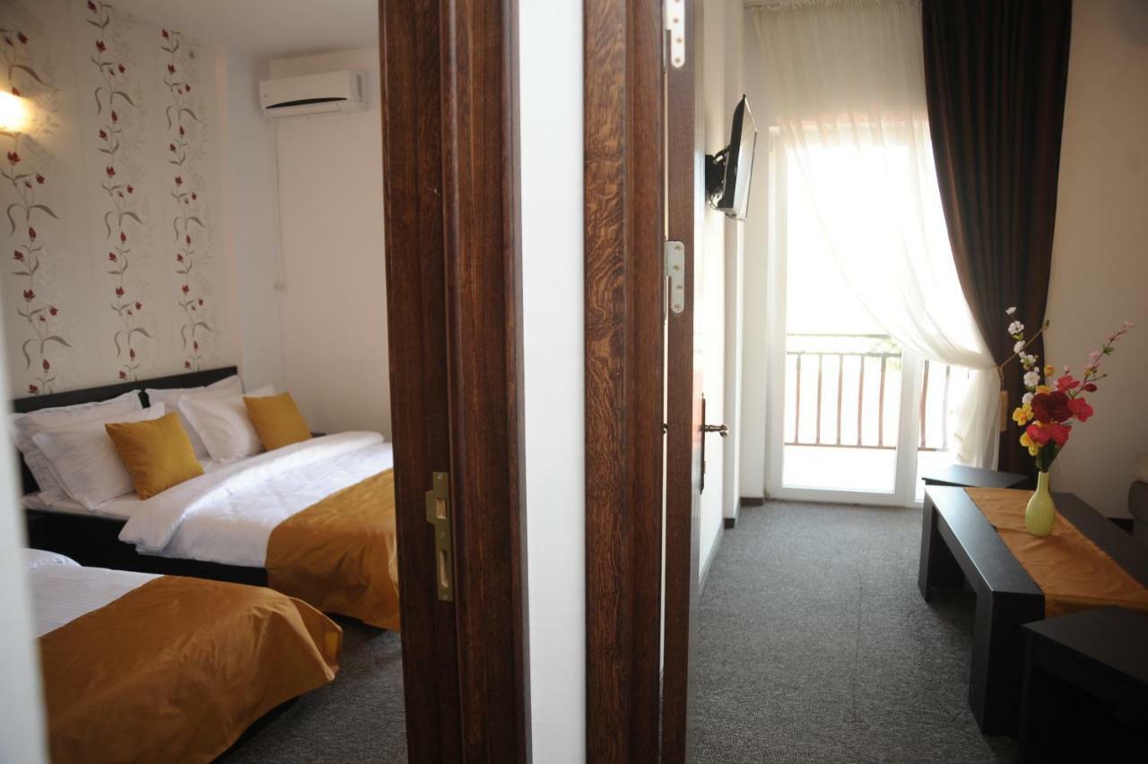 Hotel Pinguin Eforie Nord Dış mekan fotoğraf